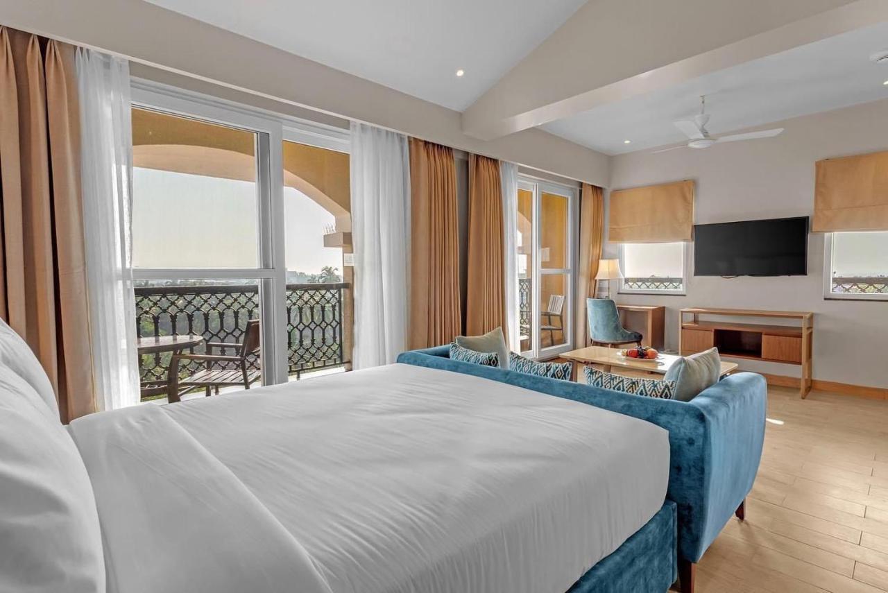 ホテル Fairfield By Marriott Goa カラングート エクステリア 写真